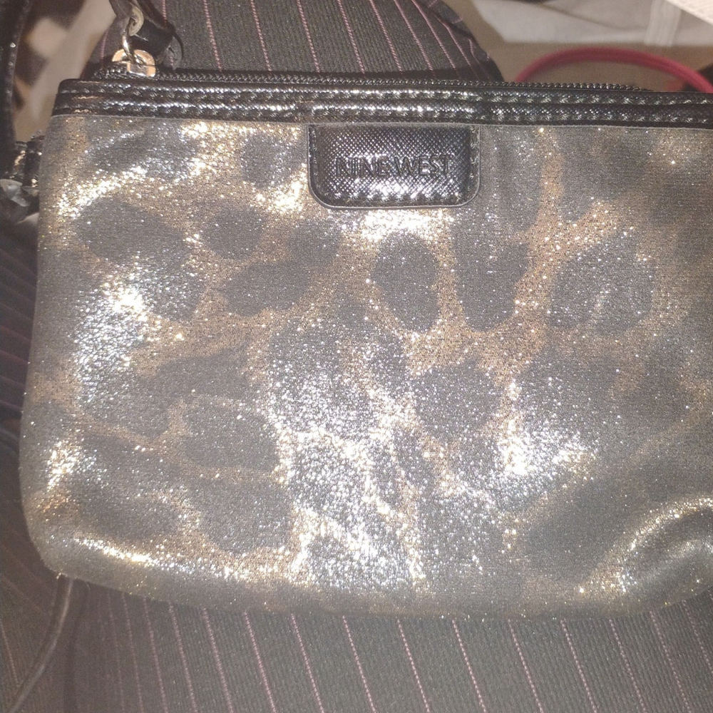 W37. nine West wristlet